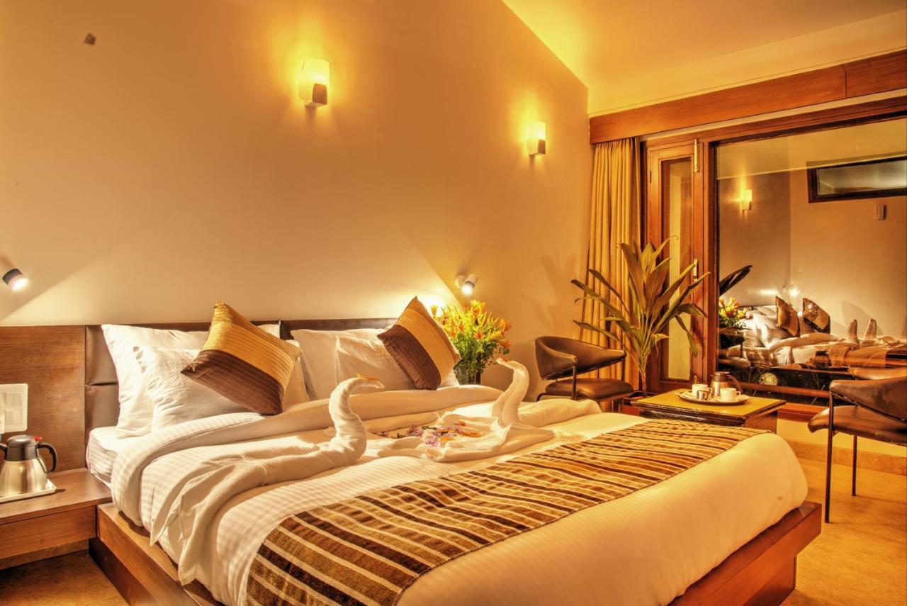 The Palm Resort-Luxuria Нейнитал Екстериор снимка